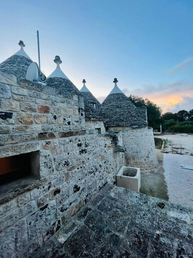 ホテル Scardino Trulli ロコロトンド エクステリア 写真